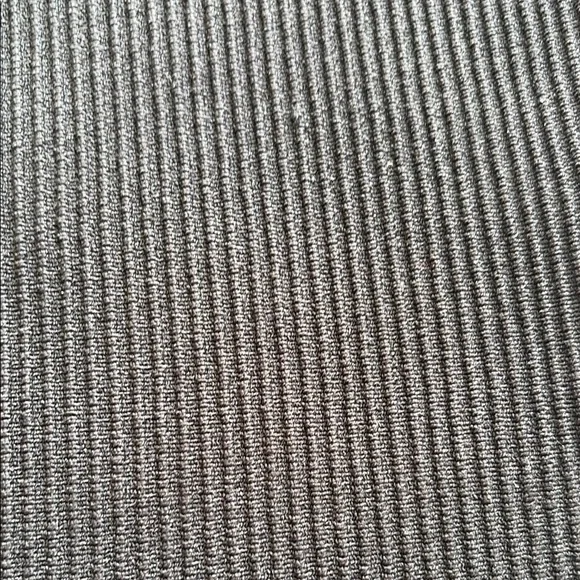 Black Ribbed Tank Top - Picture 4 of 5